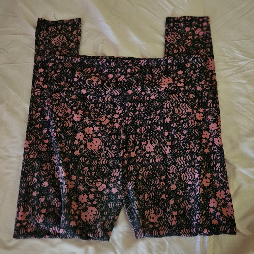 Lularoe Ladies Floral Print Pink and Black Leggings